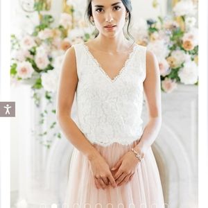 Revelry size 20 Lace Top